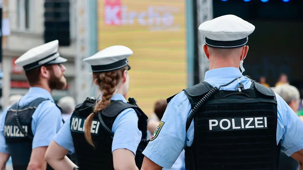 Das-Amt-des-Polizeibeauftragten-soll-direkt-beim-Ministerpraesidenten-angesiedelt-sein