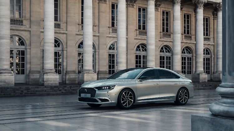 Der DS9 will in der Liga von 5er BMW, Audi A6 und Mercedes E-Klasse mitspielen.