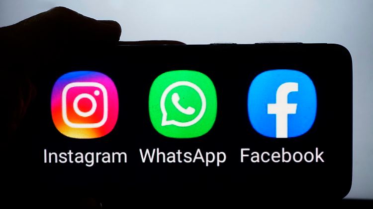 Facebook entschuldigte sich über Twitter.