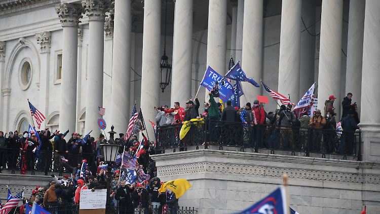 Beim Sturm des US-Kapitols starben fünf Menschen.