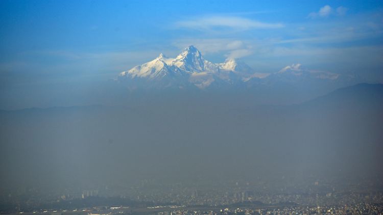 Der Mount Manaslu ist 8163 Meter hoch. 