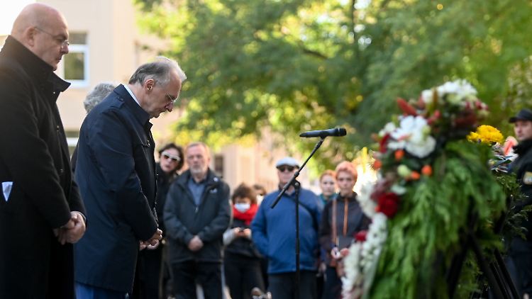 Haseloff nutzt das Gedenken an den Anschlag von Halle, um zu einem besseren gesellschaftlichen Umgang aufzurufen. 