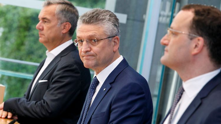 Nach dem Zahlen-Fauxpas gibt sich das RKI um Chef Wieler wenig einsichtig.