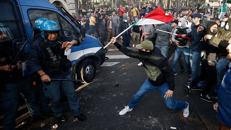 Tausende protestierten Hunderte randalierten.