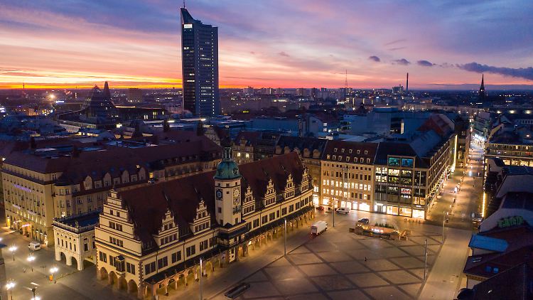 Der Reiseführer lobt Leipzigs Facettenreichtum.