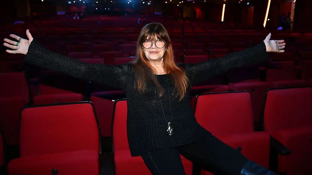 Mit-Pianist-Stefan-Kling-und-der-Staatskapelle-Halle-will-Saengerin-Katja-Ebstein-beim-Galakonzert-auftreten