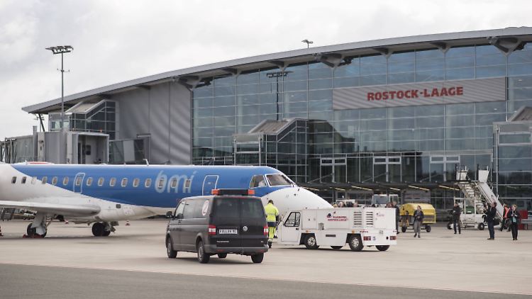 Mit der Insolvenz von Airlines wie Germania oder Flybmi verlor Rostock-Laage in den letzten Jahren an Bedeutung für den Personenverkehr.