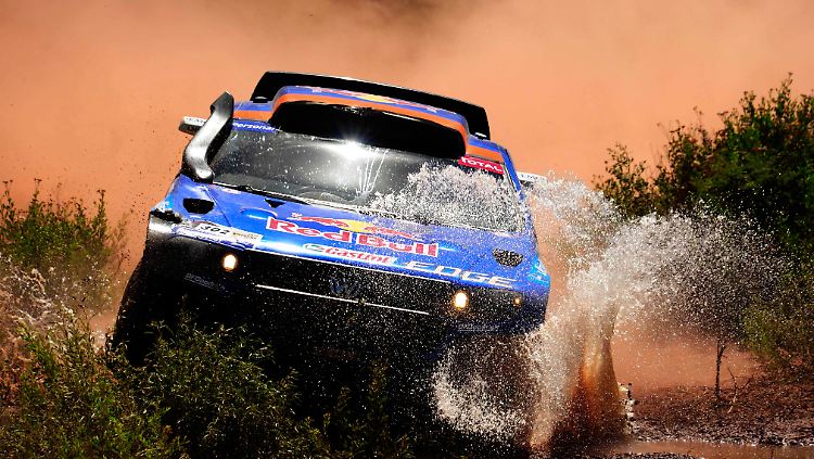 Al-Attiyah und Gottschalk holen sich im VW den Tagessieg.