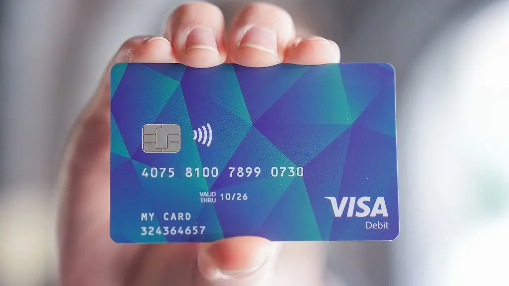 Mit-der-SocialCard-koennen-Asylbewerber-nur-50-Euro-in-bar-pro-Monat-abheben