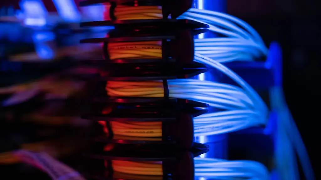 Investitionen-von-mehreren-Milliarden-Euro-In-Nierstein-soll-einer-der-groessten-Rechenzentrum-Standorte-in-Europa-entstehen