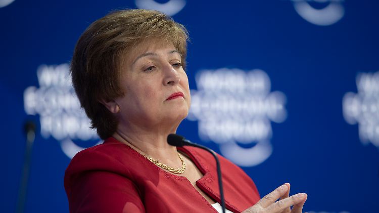 IWF-Chefin Kristalina Georgieva: Ihr Rauswurf ist abgewendet, aber der Zweifel an ihrer politischen Einflussnahme bleibt.