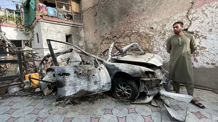 Das US-Militär ging nach eigenen Angaben davon aus, dass das angegriffene Fahrzeug eine Gefahr für US-Soldaten und Menschen darstellte, die auf eine Ausreise warteten.