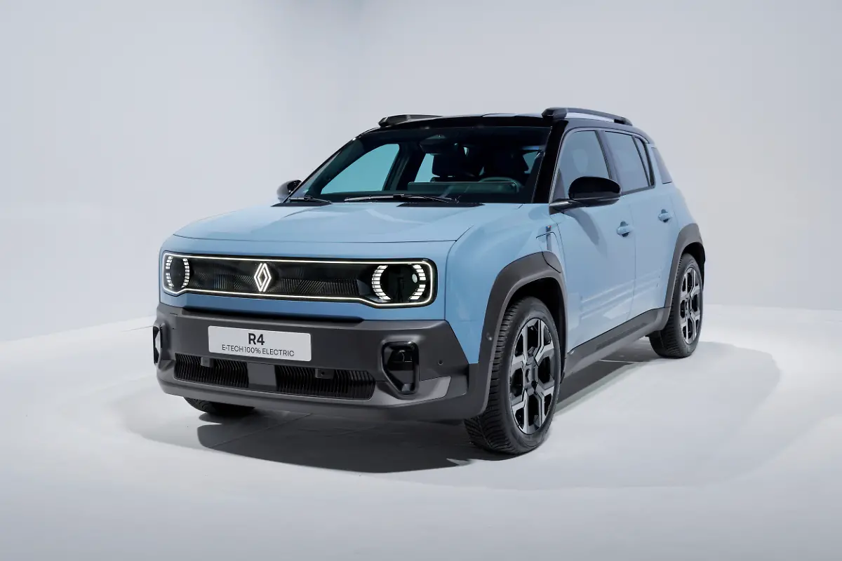 RENAULT-4-E-TECH-ELECTRIC
