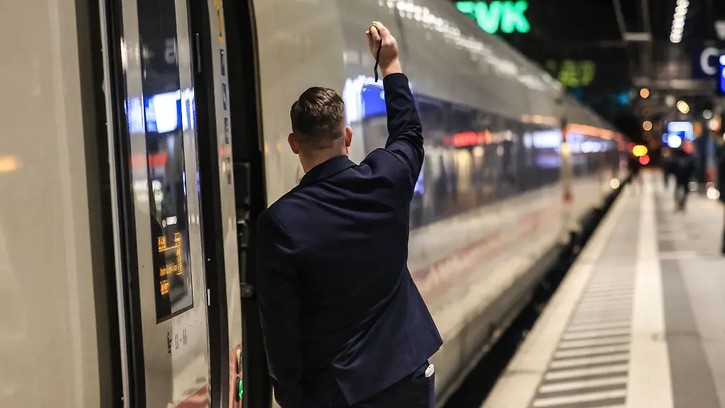 Trotz-der-schwierigen-Lage-geben-die-Bahn-Beschaeftigten-ihr-Bestes