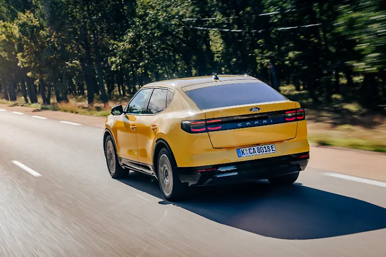 2-Capri-Vivid-Yellow-020