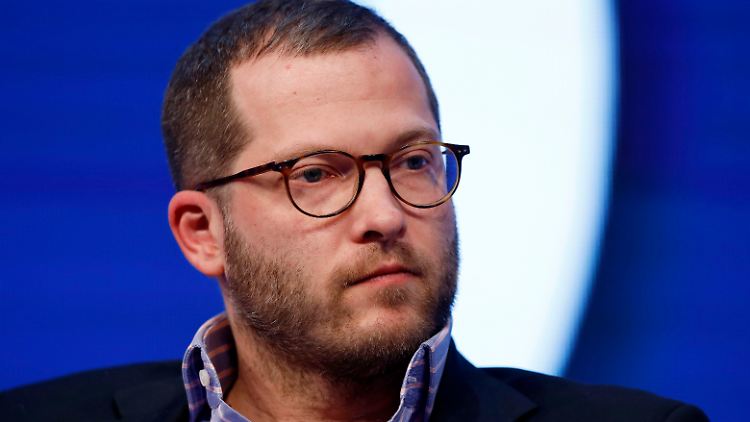 Im März ließ Julian Reichelt sich als "Bild"-Chef beurlauben, zwei Wochen später hieß es in einem Untersuchungsbericht der Verlagsgruppe Axel Springer, die "Fehler in der Amts- und Personalführung" seien nicht strafrechtlicher Natur.