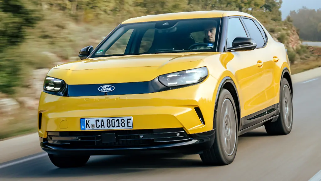 1-Capri-Vivid-Yellow-018