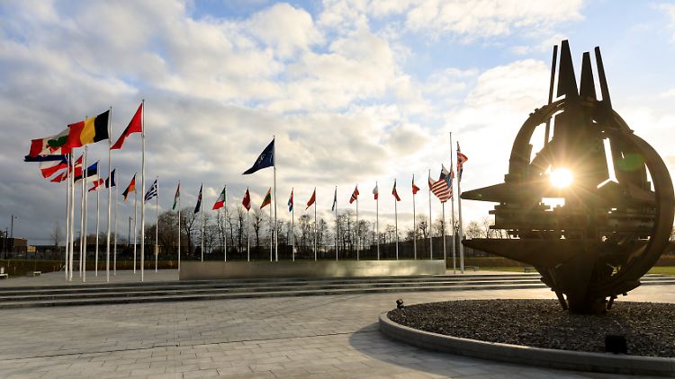 Das Hauptquartier der NATO in Brüssel. Russland schließt zumindest vorerst seine dortige Vertretung.