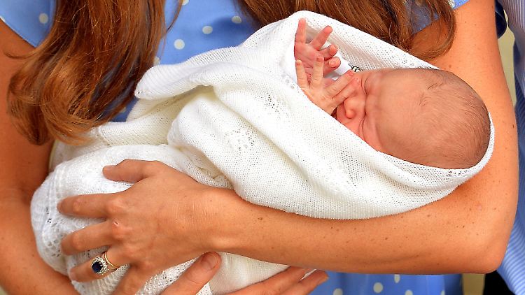 Auf Platz Zwei der Namen ist George, auf den auch der älteste Sohn von Prinz William und Herzogin Kate getauft ist.