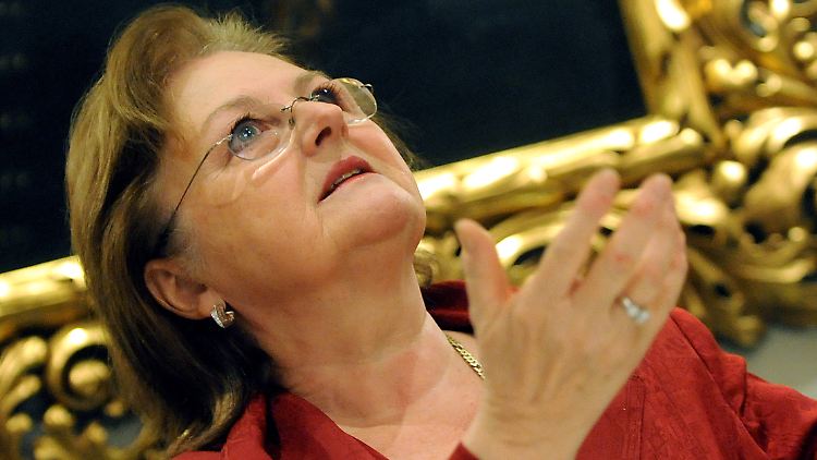 Primadonna assoluta, die Einzigartige, die große Diva, Königin der Koloratur - so wurde die Gruberová betitelt.