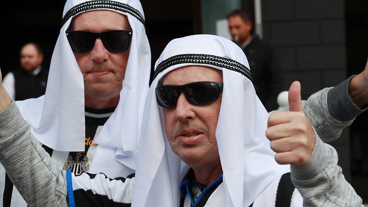 Seltsame Fans, wie hier in Newcastle, bleiben der Liga vorerst erspart.