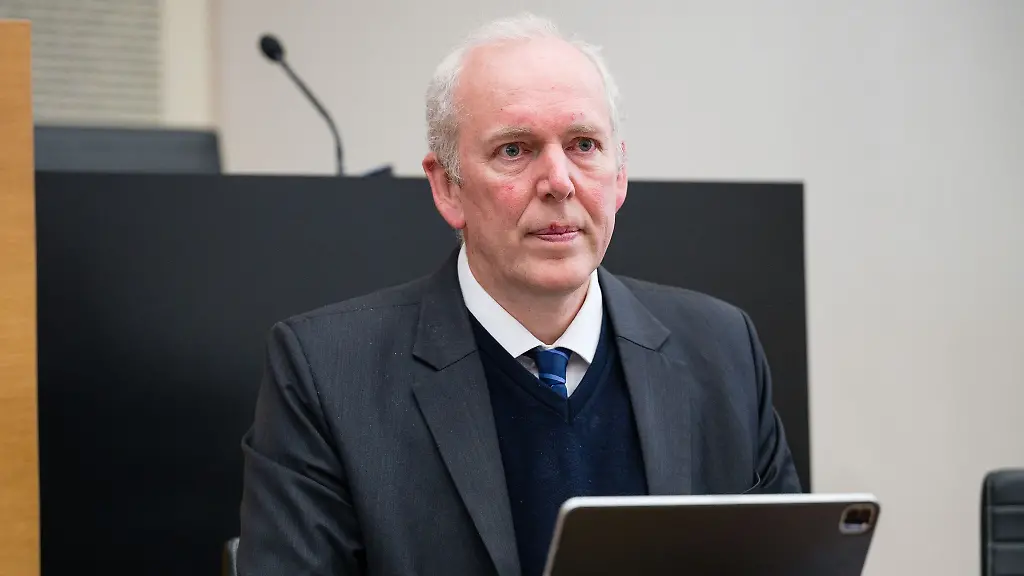 Trotz-Steuer-Mehreinnahmen-warnt-der-saarlaendische-Finanzminister-Jakob-von-Weizsaecker-SPD-vor-allzu-grossen-Spruengen