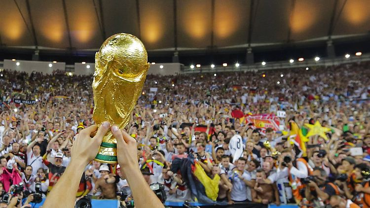Geht der Vorschlag durch, ändert sich der Weltfußball grundlegend.