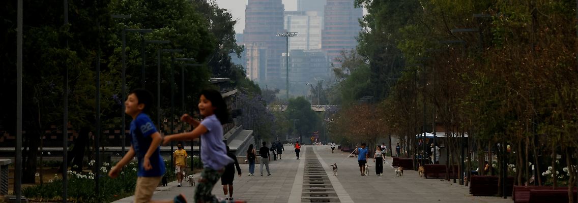 2021-04-23T015850Z_1435531915_RC2D1N94FQ41_RTRMADP_3_MEXICO-POLLUTION.JPG