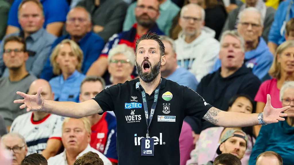 SC-Magdeburg-Trainer-Bennet-Wiegert-glaubt-an-eine-erfolgreiche-Champions-League-Saison