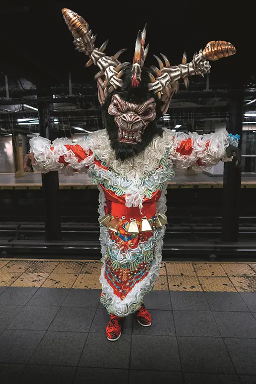 Halloween-Dominican-0110-v1-CMYK