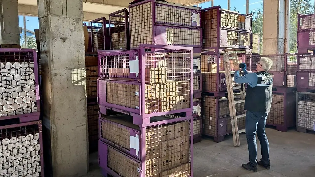 Ein-Grossteil-der-millionenschweren-Beute-ist-in-einem-bulgarischen-Lagerhaus-entdeckt-worden