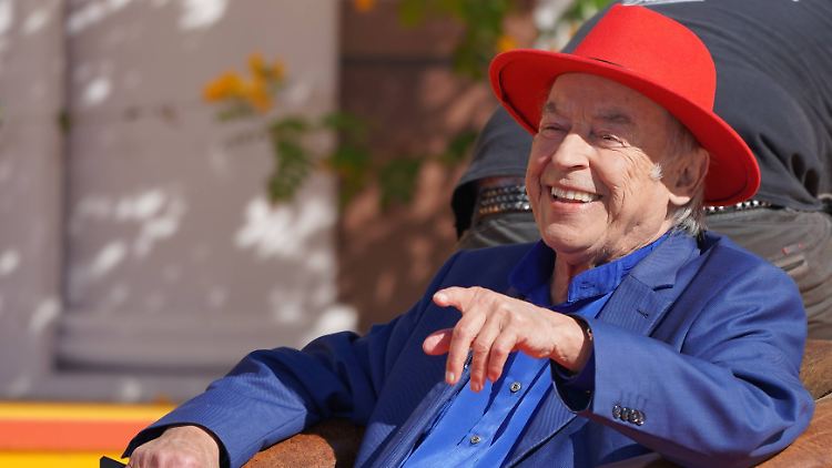 Er soll schon wieder zu Scherzen aufgelegt sein: Tony Marshall.