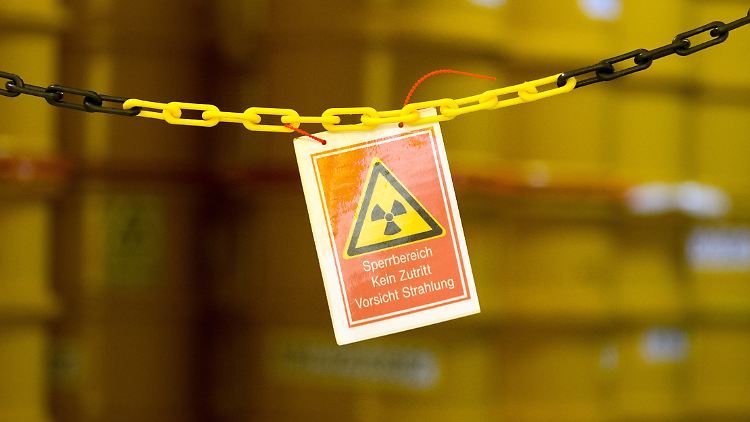 Strontium-90 ist krebserregend. Die Substanz wird vor allem in der Medizin und der Industrie eingesetzt.