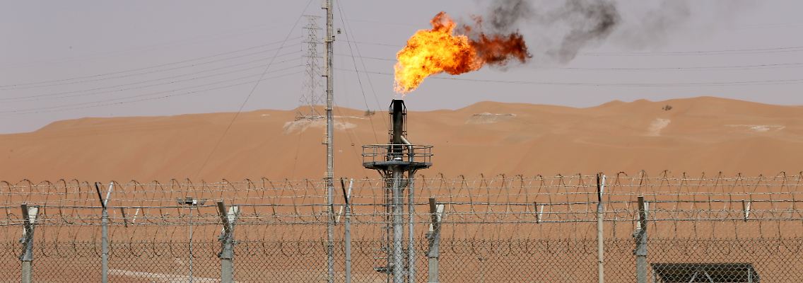 2021-04-19T000000Z_2093818828_RC22ZM9DXZ08_RTRMADP_3_SAUDI-CRUDE-JODI.JPG