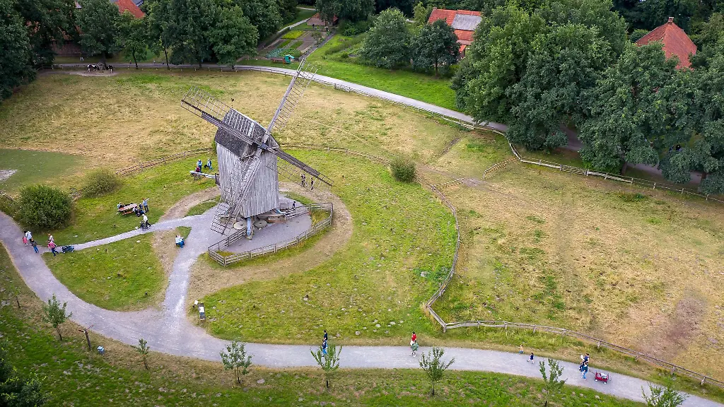 Das-Museumsdorf-Cloppenburg-benoetigt-ein-neues-Museumsdepot