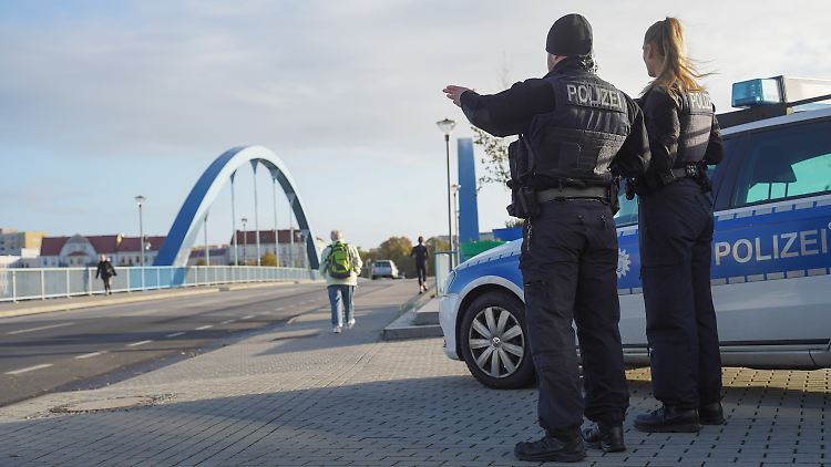 Acht Hundertschaften hat Bundesinnenminister Seehofer bereits zur Unterstützung der Bundespolizei an die Grenze zu Polen entsendet.