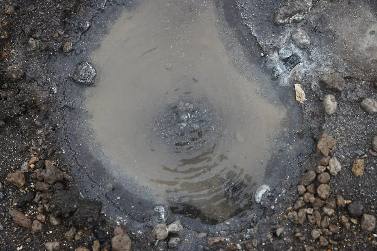 Gas-bubbles-rise-from-the-waters-of-Viti-crater-at-the-Askja-volcano