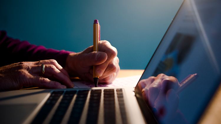 Nur sieben Prozent der Befragten gaben an, dass ihre Arbeitsbelastung durch die Digitalisierung gesunken sei.