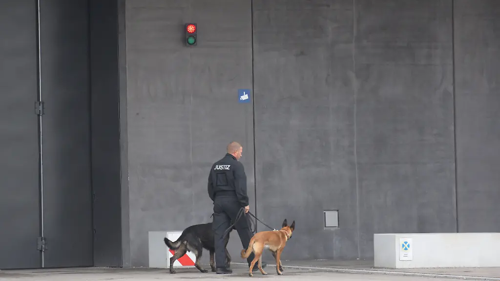 c4fb22c5786aee3574c7210ba47b8c84