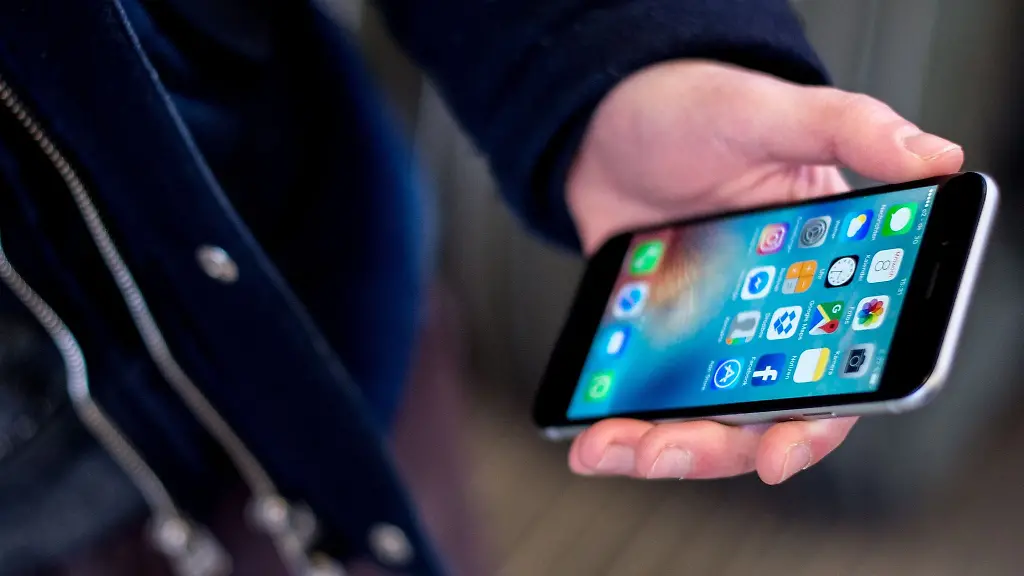 Die-Hamburger-Polizei-stellte-einen-Dieb-der-einem-Schlafenden-in-der-S-Bahn-das-Smartphone-klaute