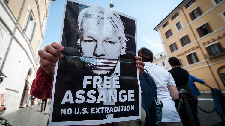 Seine Unterstützer sehen in Assange einen investigativen Journalisten.