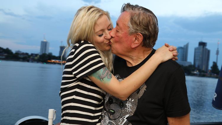 Ein schönes Paar: Richard Lugner und Simone Reiländer.