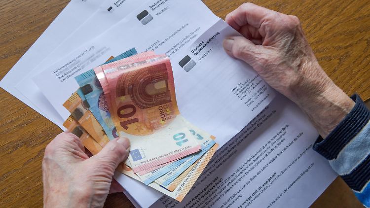 Die Ampel-Koalition will mit Aktien-Anteilen dafür sorgen, dass das Rentenniveau konstant bleibt.