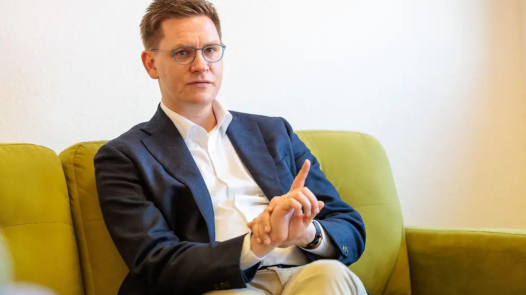 Johannes-Steiniger-sitzt-seit-2013-im-Bundestag-als-Generalsekretaer-der-CDU-Rheinland-Pfalz-hat-er-nun-auch-die-Landespolitik-wieder-verstaerkt-im-Blick