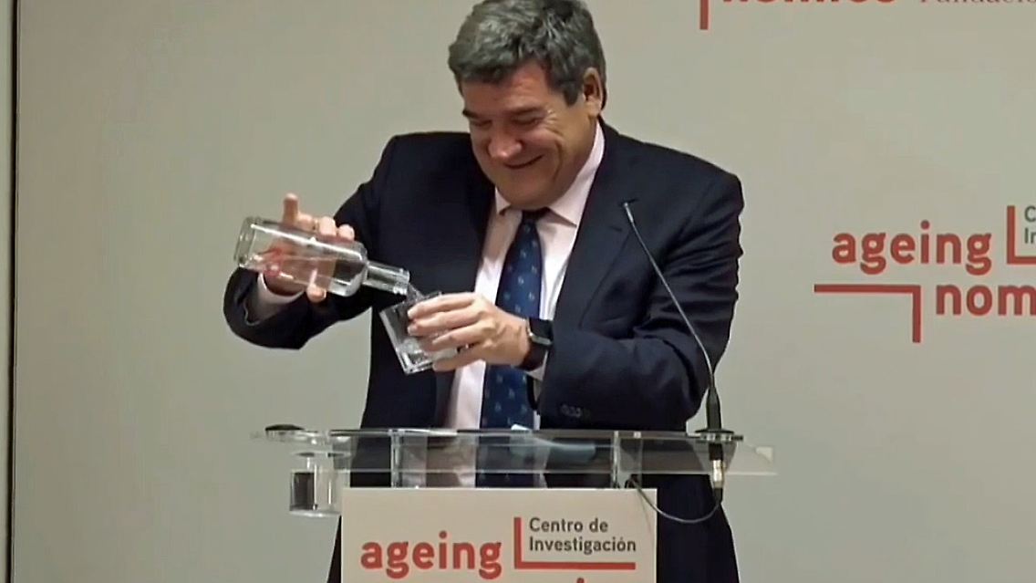 wasserglas.jpg
