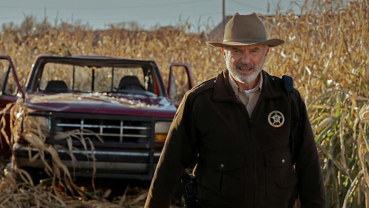 Sucht nach einem Zeichen: Sheriff John Bell Tyson (Sam Neill).