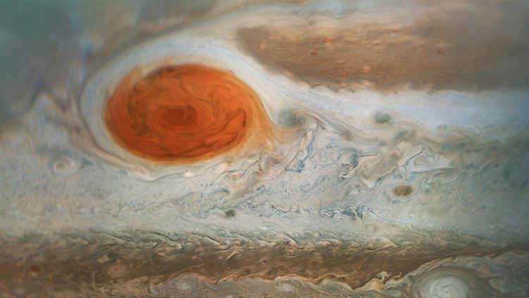Von der Raumsonde Juno am 1. April aufgenommener Wirbelsturm namens Großer Roter Fleck auf dem Jupiter.