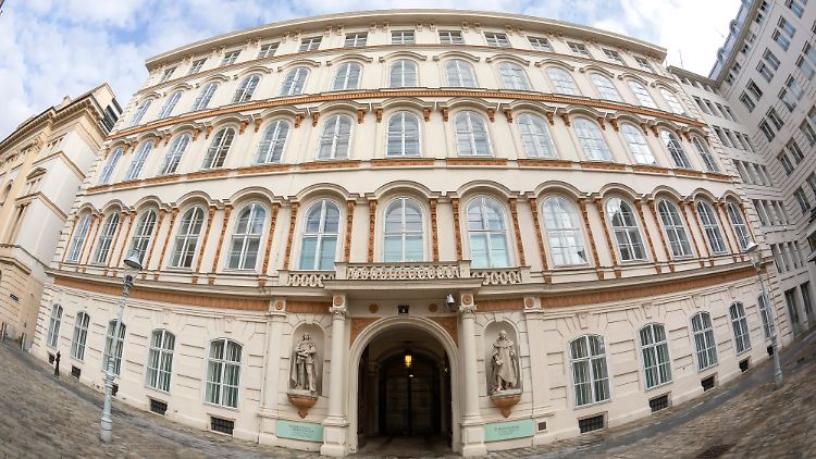 Außenministerium in Wien: Österreichs Regierung hat ein Nowitschok-Problem.