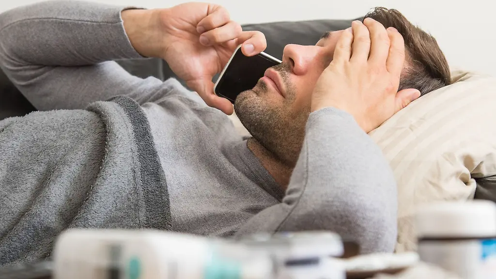 Erst-beim-Arzt-und-dann-noch-beim-Chef-anrufen-Fuer-manche-Menschen-bedeutet-das-Stress-pur