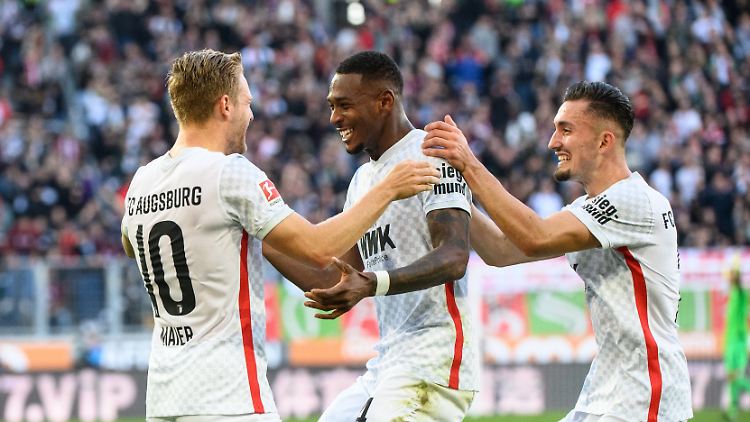 Gute Laune beim FC Augsburg.